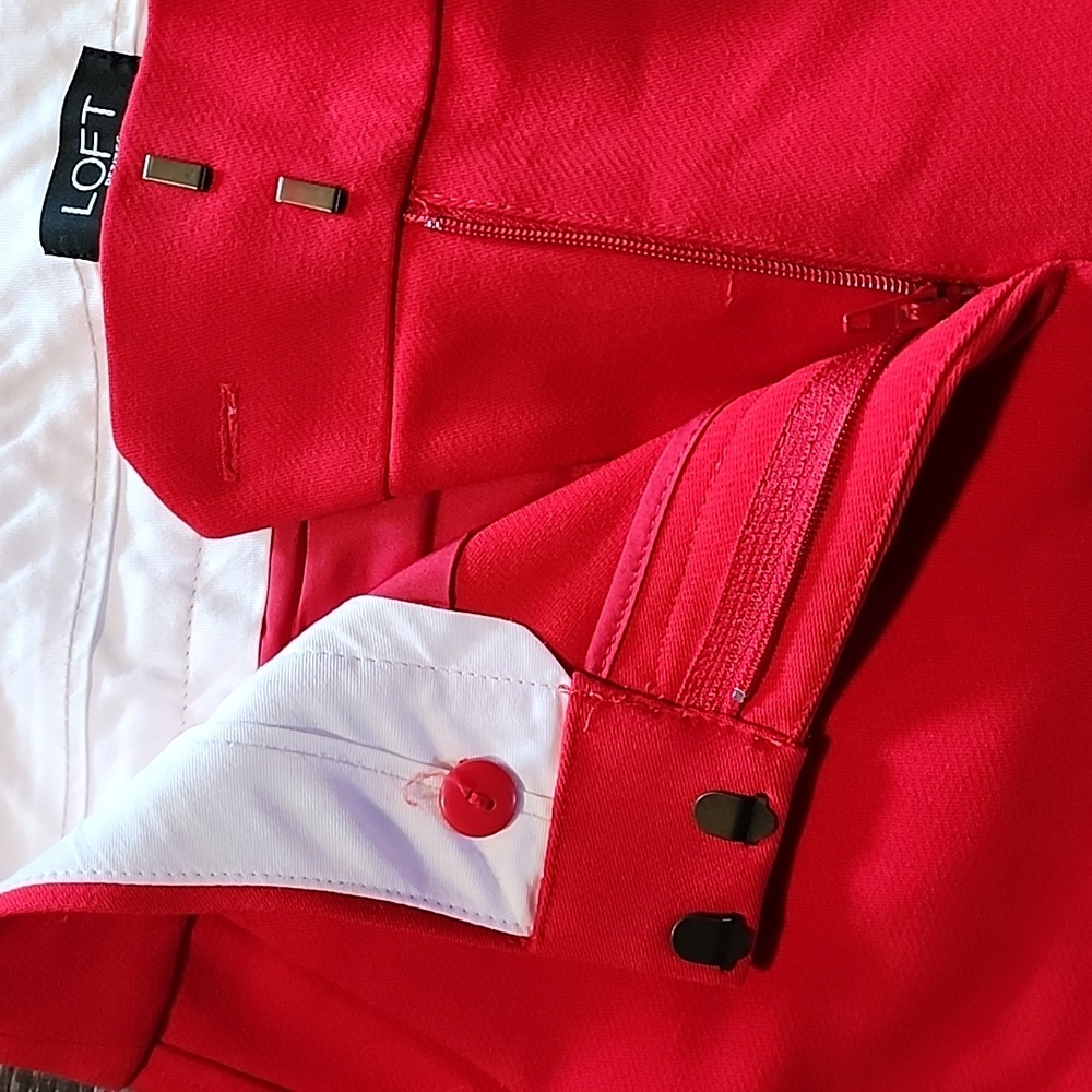 🦇 LOFT "Julie" Pants 🦇 - Picture 4 of 5